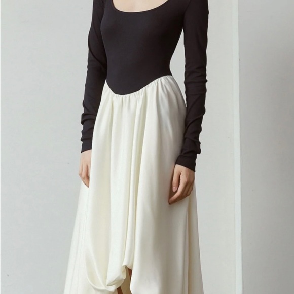 NWT My Dearest Serenade Midi Dress - Large - Picture 3 of 12